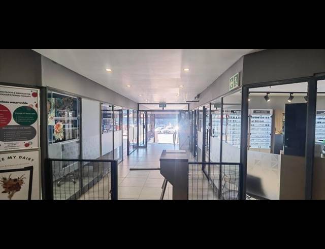 BUSINESS PROPERTY TO RENT IN LYNNWOOD GLEN